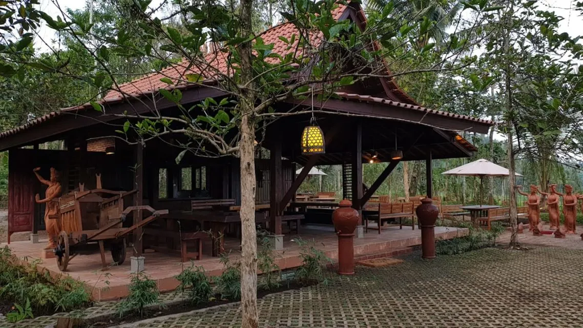Taman Gandrung Terakota, Wisata Budaya di Banyuwangi 5