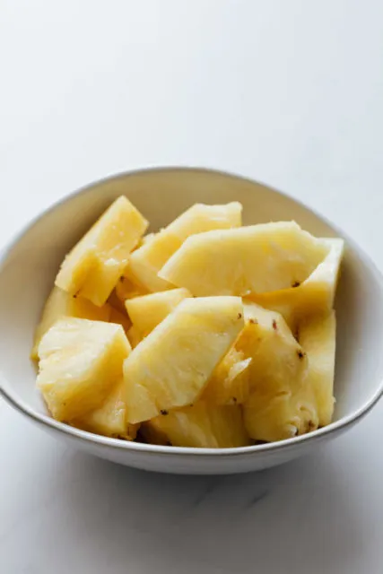 7 Cara Membedakan Nanas Madu dengan Nanas Biasa. Nggak Cukup Dibuktikan dengan Manisnya Saja 12