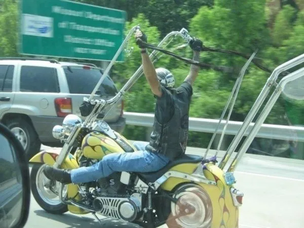 Kreatif sih Boleh Aja. Tapi Kalau Modifikasi Sepeda Motor Model Begini, Apa Tujuannya, ya? 17