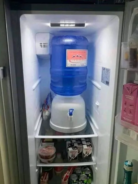 Kocaknya 11 Pemanfaatan Dispenser ini Bikin Nyengir Kuda. Idenya Out of The Box Banget, Bun~ 20