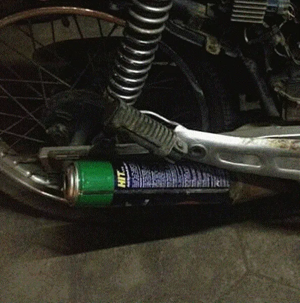 11 Modifikasi Knalpot Motor yang Nyeleneh Banget. Baru Lihat Aja Udah Sebal, Apalagi Dengar Suaranya! 21