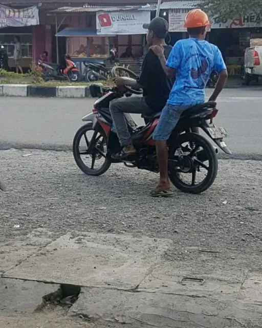 11 Motor yang Tercipta dari Hasil Kawin Silang. Modifikasi Makin Hari Makin Absurd Aja nih 21