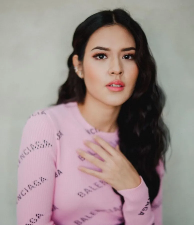 9 Artis Indonesia yang Masuk Daftar 100 Wanita Tercantik di Dunia Tahun 2020. Ada Idolamu? 10