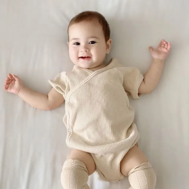 6 Rekomendasi Merek Baju Newborn yang Bahannya Super Nyaman, Harga 'Aman' dan Modelnya Kekinian 11