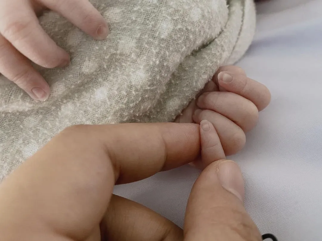 Akhirnya Melahirkan Anak keempat, Oki Setiana Dewi Sempat Syok Bayinya Tak Menangis Kencang 4