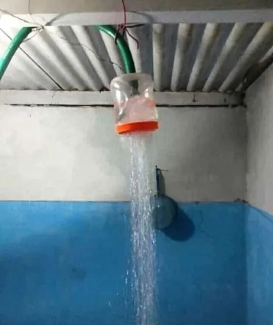 11 Lifehack Shower Kamar Mandi Ala Sobat Low Budget. Rumah Biasa Aja, Fasilitas Bintang Lima! 14