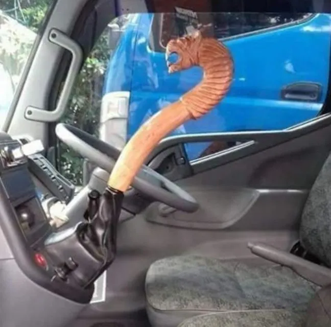 11 Desain Aneh Persneling Mobil yang Sungguh Nggak Kepikiran. Ini Modifikasi Macam Apa sih? 16