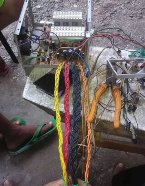 11 Kelakuan Kocak Anak IT Jadi-jadian Servis Komputer. Ini Ngaco atau Kreatif sih? :D 15