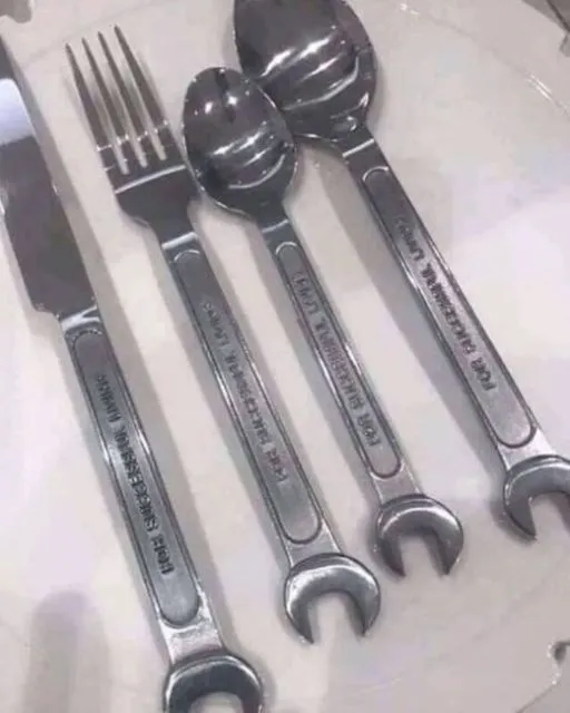 11 Desain Alat Makan yang Aneh bin Ajaib. Kreatif sih, tapi Fungsional Nggak tuh? 14
