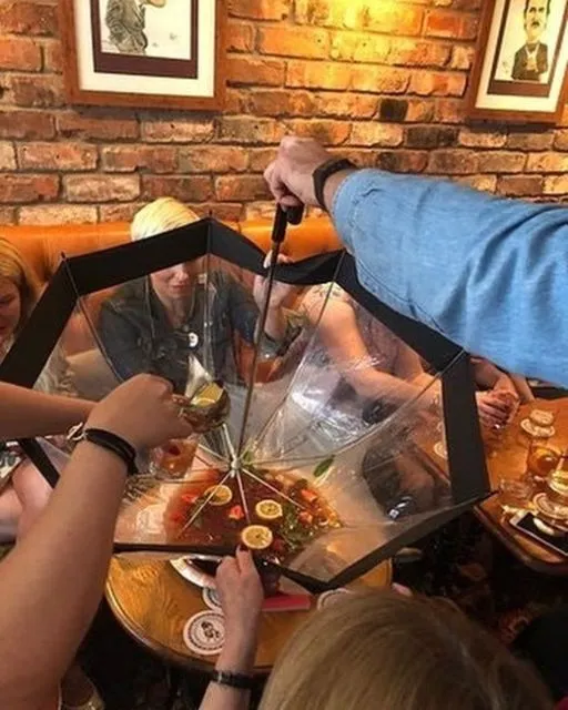 11 Desain Alat Makan yang Aneh bin Ajaib. Kreatif sih, tapi Fungsional Nggak tuh? 15