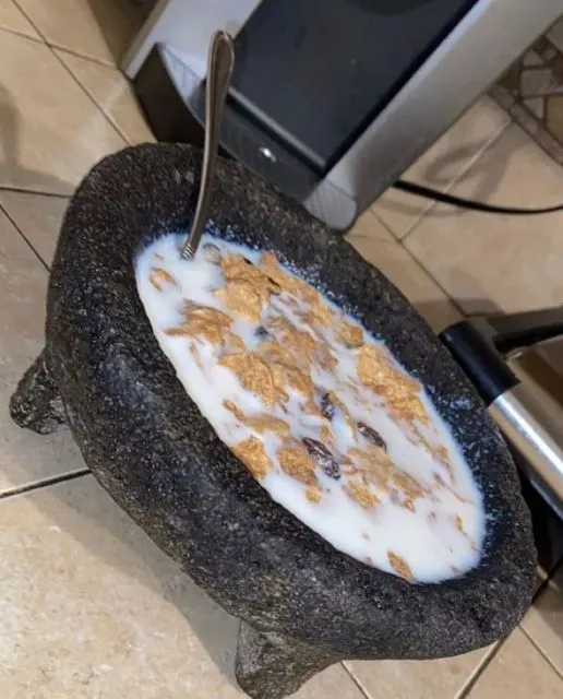 11 Desain Alat Makan yang Aneh bin Ajaib. Kreatif sih, tapi Fungsional Nggak tuh? 19