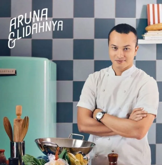 Meskipun Bukan Koki, 9 Artis Cowok ini Ternyata Jago Masak, lo! 11
