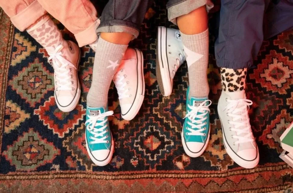 9 Rekomendasi Sneakers Cowok-Cewek yang Modelnya Nggak Lekang Zaman. Klasik tapi Keren! 10