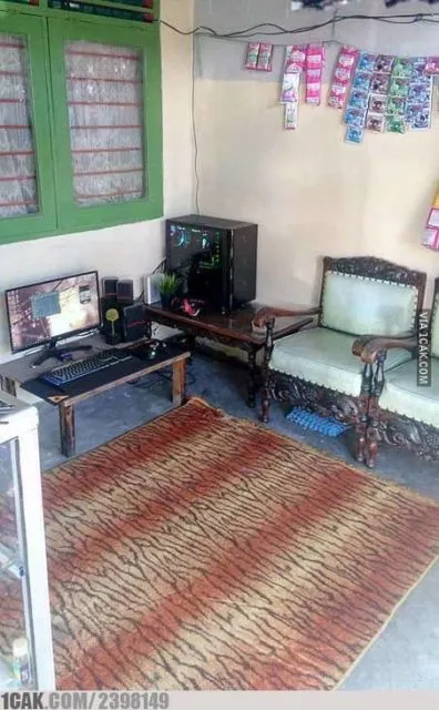 11 Kejadian Absurd yang Terjadi di Warung Indonesia. Di Luar Negeri Nggak Bakal Ada yang Kayak Gini 17
