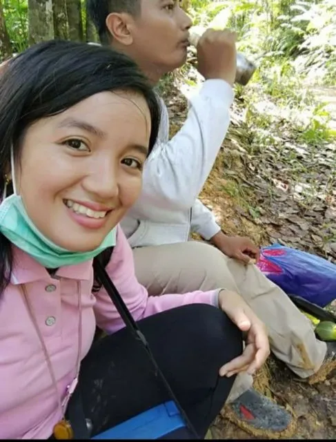 Suka Duka Jadi Bidan di Desa. Siap Terjang Medan Penuh Tantangan Demi Selamatkan Dua Nyawa 8