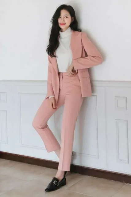 Rapi dan Cantik! Ini 9 Ide Warna Setelan Blazer yang Bisa Buat Ngantor Ala Cewek Korea 18