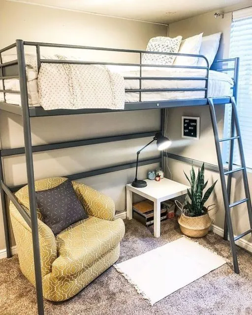 7 Inspirasi Tempat Tidur Minimalis untuk Luas Kamar Pas-pasan. Model Lesehan Jadi Unggulan 14