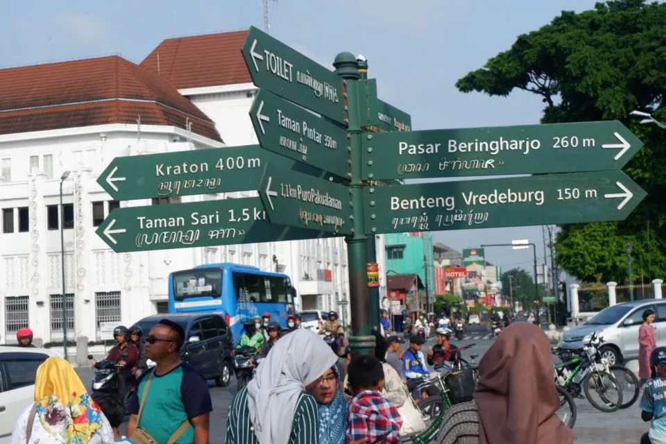 Uji Coba Kawasan Pejalan Kaki, Malioboro Ditutup bagi Kendaraan Bermotor. PKL Keluhkan Omzet Turun 6