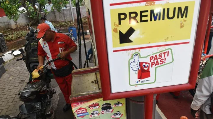 Bersiap! Mulai 1 Januari 2021, BBM Premium Nggak Bakal Ada di Pulau Jawa dan Bali 3