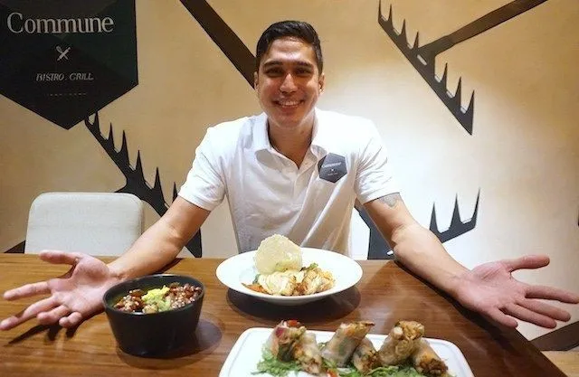Meskipun Bukan Koki, 9 Artis Cowok ini Ternyata Jago Masak, lo! 15