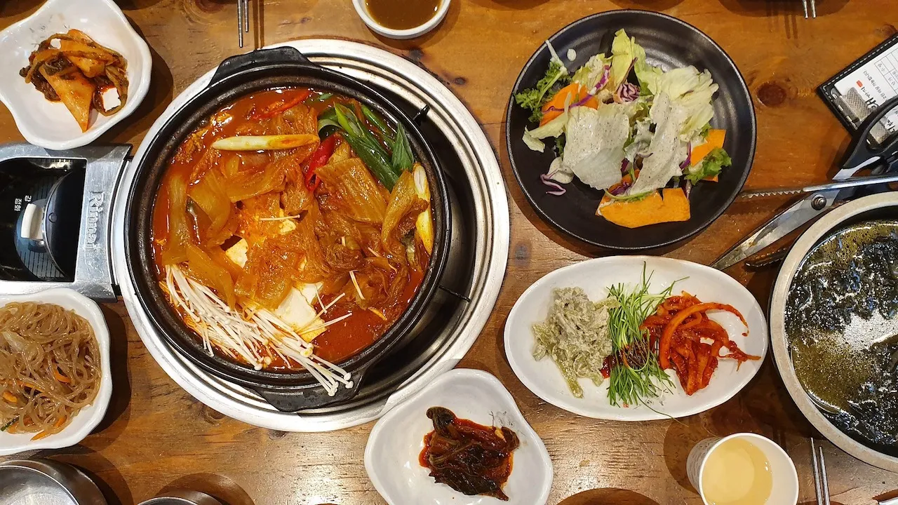 Soal Menyoal Gunting di Meja Makan dan Dapur Orang Korea, Kok Lebih Sering Dipakai daripada Pisau? 8