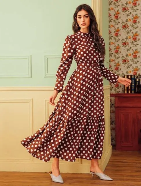 9 Desain Dress yang Lagi Disukai Banyak Cewek di Dunia. Bisa Buat yang Berhijab Juga! 12