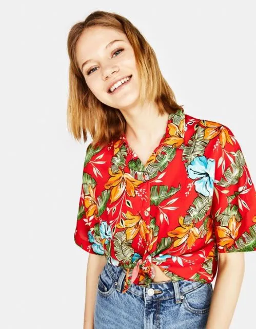 Manis Banget! 9 Motif Kemeja Lengan Pendek Ini Pas Banget Buat Menunjang Penampilan 10