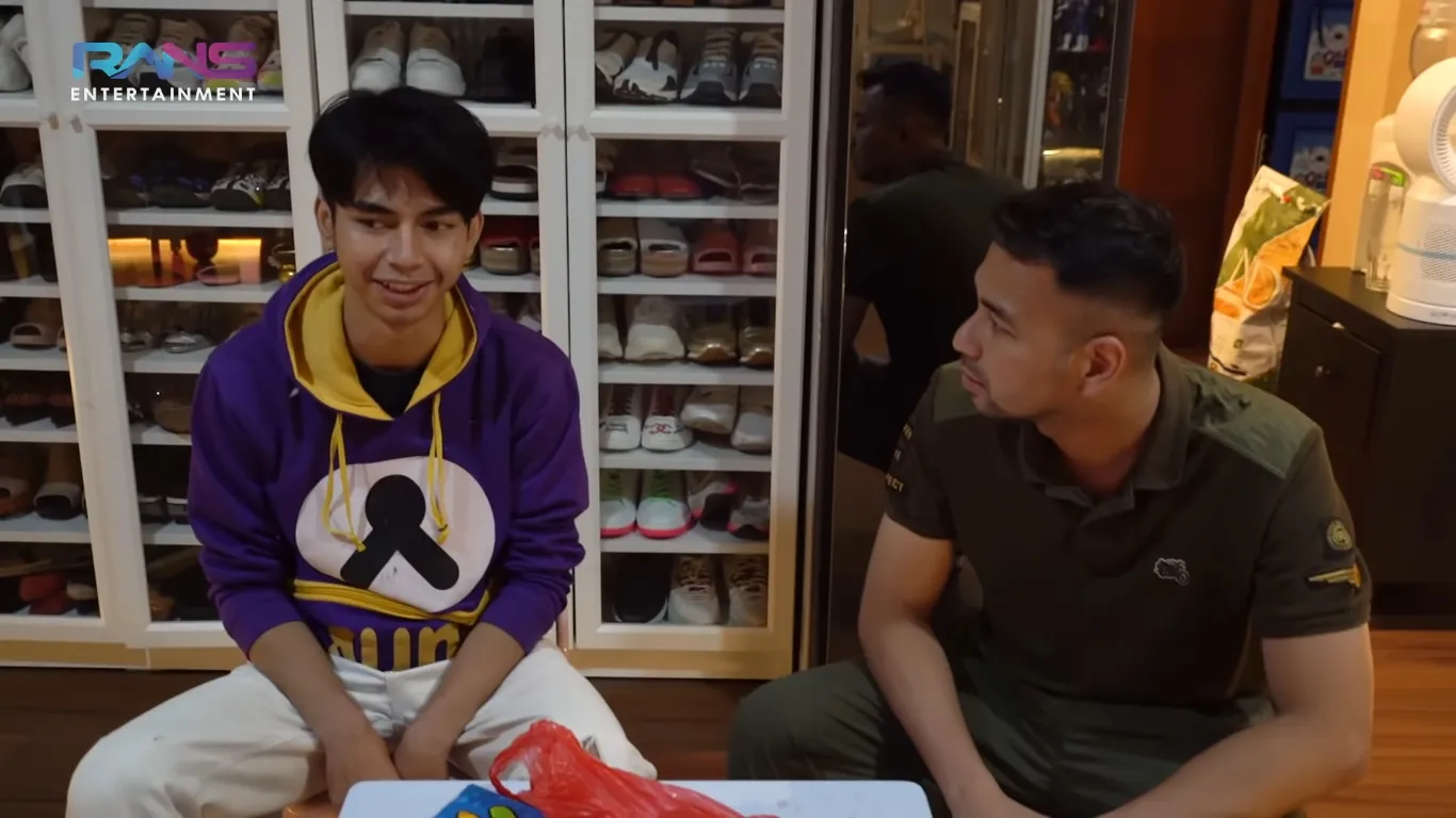 Akhirnya Ketemu sang Tukang Bakso, Raffi Ahmad Janji Akan Biayai Kuliah Kembarannya. Mulia Banget! 4