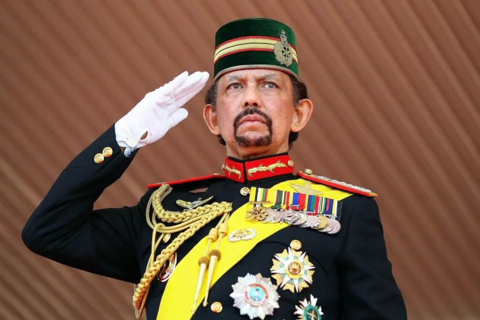 7 Pimpinan Kerajaan Paling Tajir di Dunia. Punya Yachts, Jet Pribadi, Hingga Ratusan Rolls Royce! 13