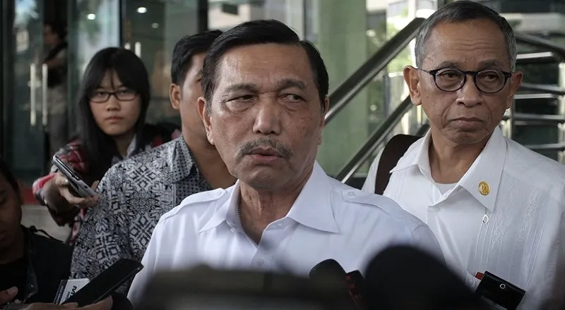 Nggak Usah Banyak Ngeluh Capek Kerjaan! Masih Ada Lord Luhut, Orang Paling Sibuk se-Indonesia~ 6