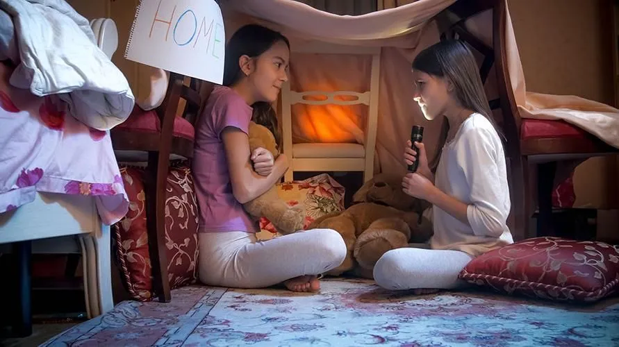 Dilema Nganterin Teman Kencing Tengah Malam Saat KKN di Desa. Situasi Serba Salah nih :( 5
