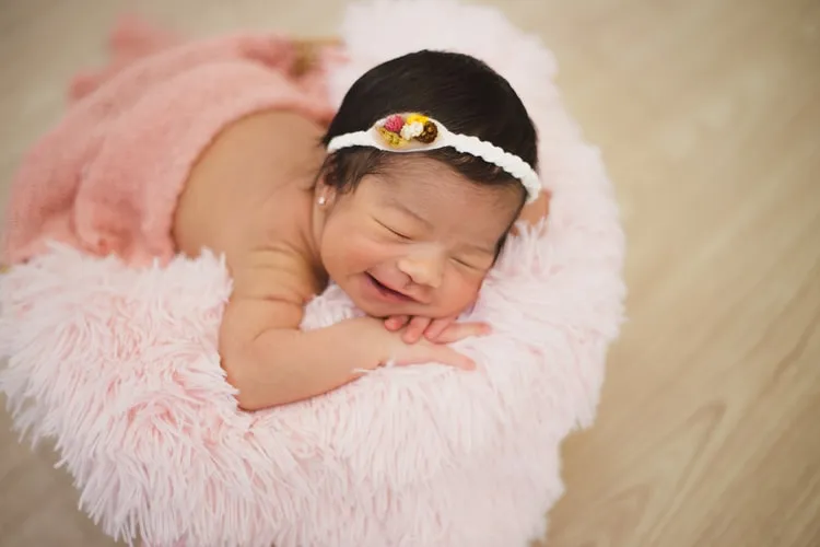 Kenapa Ya Bayi Bisa Tersenyum Saat Tidur? Simak Fakta dan Penjelasan Medisnya! 8