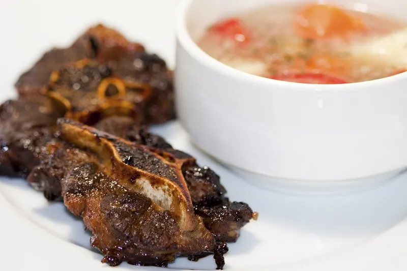 Aneka Resep Sop Buntut dari yang Sederhana Sampai Ala Hotel Bintang Lima. Kamu Bisa Buat juga! 9
