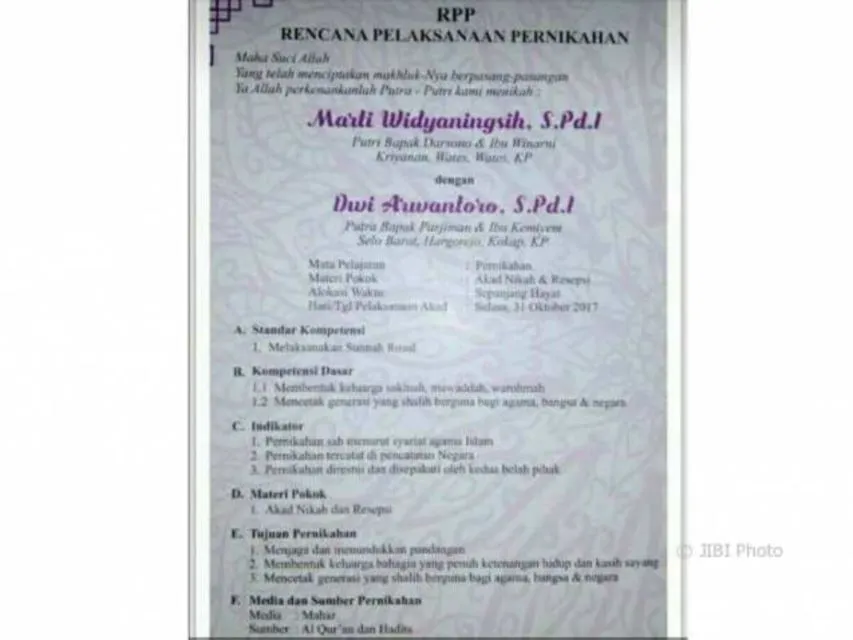 Sempat Viral Undangan Nikah Format Jurnal Ilmiah, 5 Undangan Kreatif ini Juga Tak Kalah Unik! 8