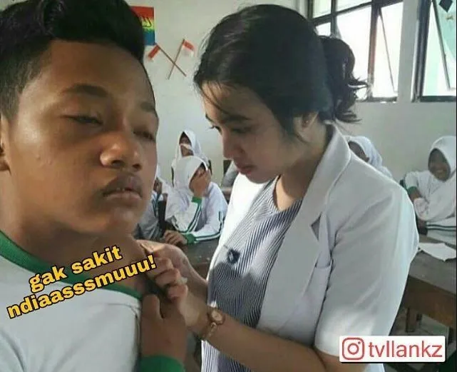 11 Potret Melas Orang-Orang yang Kelewat Pasrah dengan Keadaan. Jatuhnya Malah Kocak 13