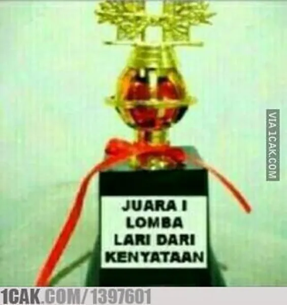 11 Piala Kocak dari Lomba yang Sebenarnya Nggak Penting-Penting Amat. Juara Nggak Bikin Bangga 22