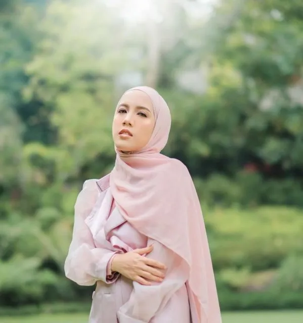 Perjalanan Karierku Jadi MUA, Eks Pekerja Kantoran yang Sempat Make-up 1000 Klien dalam Setahun 4