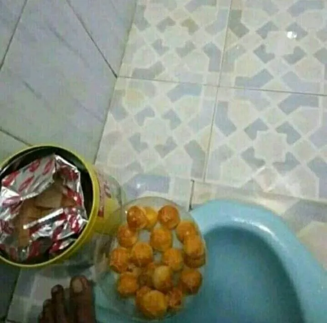 Penasaran Kenapa Cowok Kadang Betah Banget di Kamar Mandi? Ternyata ini Kegiatan Rahasia Mereka 13