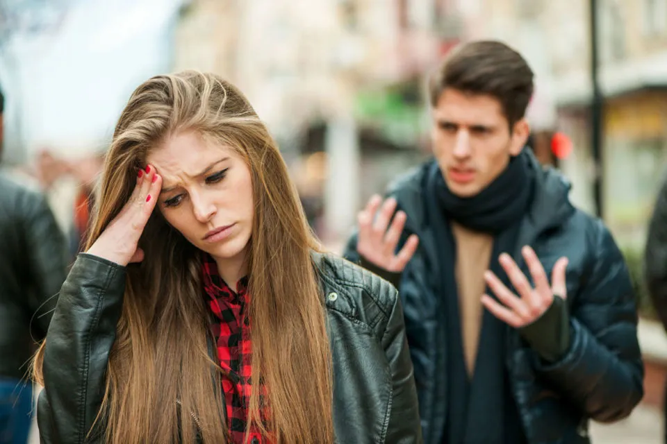 Nggak Cuma Cinta Beda Agama, Inilah 5 Deret Perkara Asmara yang juga Bikin Pusing!!1 2