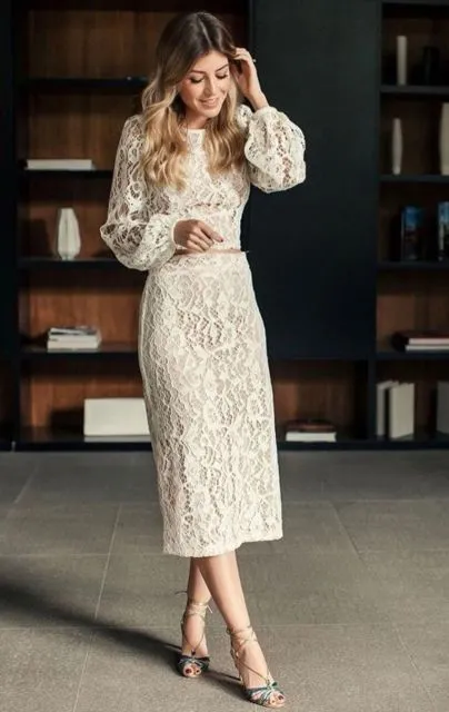 Mari Cuci Mata dengan 9 Model Dress Brokat Bukan Kebaya Ini. Anggunnya Menyejukkan Hati! 16