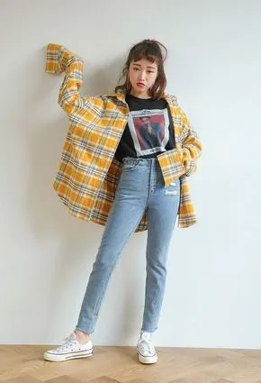 9 Definisi Penampilan Tomboi tapi Manis yang Sesungguhnya; Kece Meski Sederhana! 17