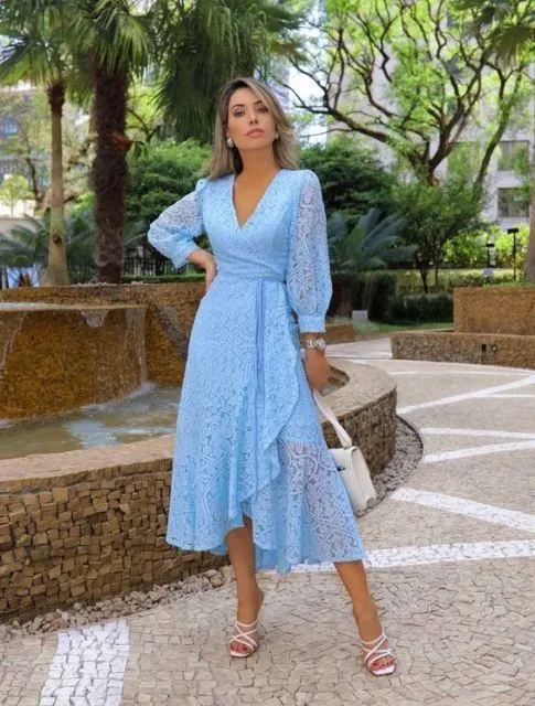 Mari Cuci Mata dengan 9 Model Dress Brokat Bukan Kebaya Ini. Anggunnya Menyejukkan Hati! 13