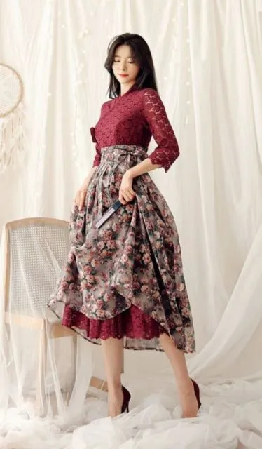9 Potret Hanbok Modern Ala Korea; Cantik Buat Kondangan atau Acara Resmi Lainnya! 15