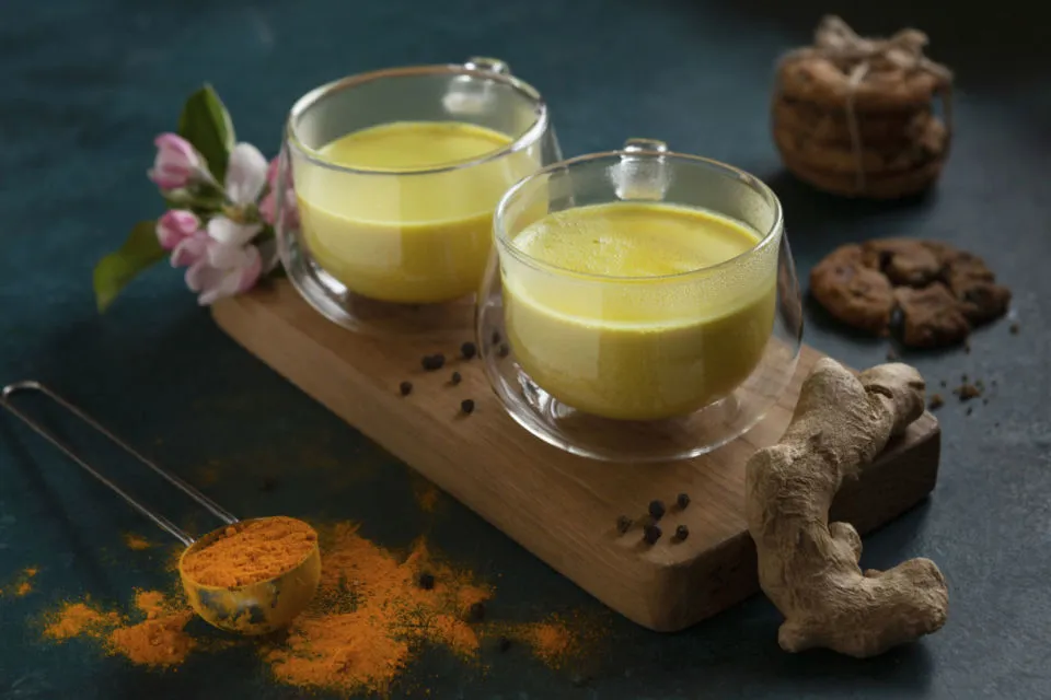 Resep Minuman Jahe dan Cengkeh yang Siap Hangatkanmu Saat Hujan, Selamat Tinggal Kedinginan! 12