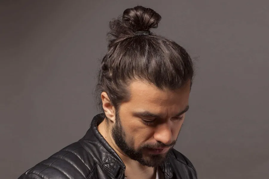 5 Alasan Cowok Mesti Cobain Gondrong Minimal Sekali Seumur Hidup. Tenang, Tetep Ganteng kok 10