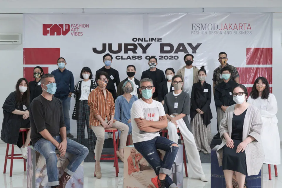 Intip Koleksi Terbaru Desainer Muda Berbakat dari ESMOD Jakarta. Siap Sambut 2021! 3