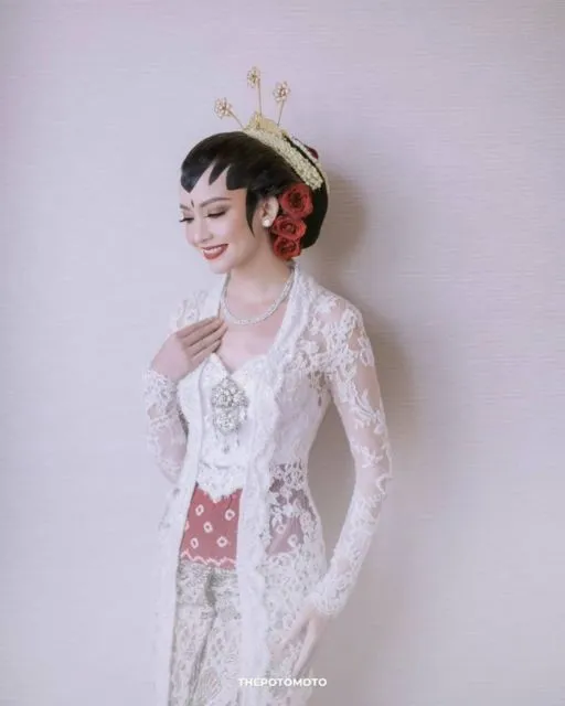 10 Detail Pernikahan Karina Nadila-Rangga Prihartanto. Kental Adat Jawa dan Tetap Super Elegan! 16