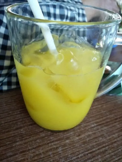 8 Minuman Tradisional untuk Atasi Bau Badan. Terapi dari Dalam, Nggak Melulu Pakai Deodoran 11