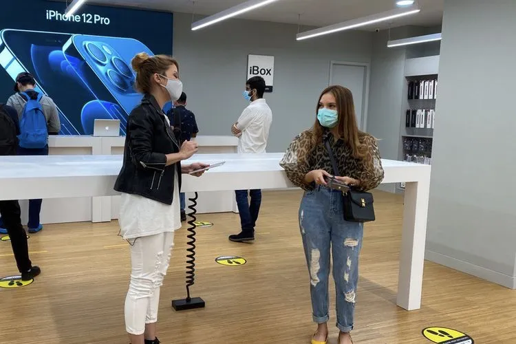 Resmi Dirilis, iPhone 12 Sudah Bisa Didapatkan di Indonesia. Kamu Langsung Beli atau Masih Ragu? 2