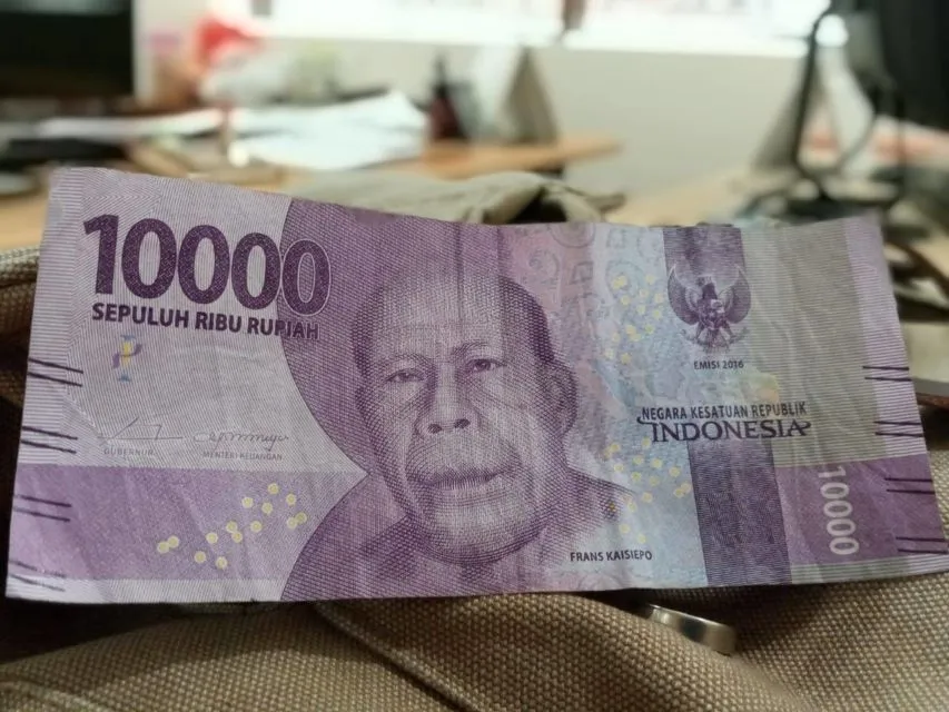 Pelajaran Positif dari Kasus Korupsi Bansos, Ternyata Nabung 10 Ribu Lama-Lama Bisa Jadi 17 Miliar! 6